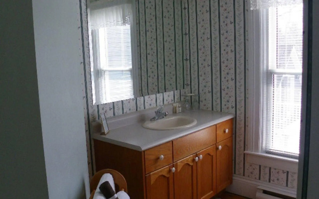The Colonel's In B&B