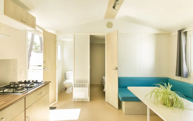 Residence Sous les Pins (by Popinns)