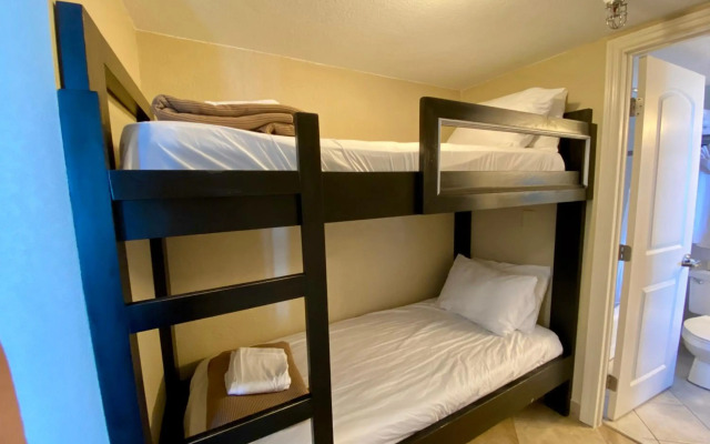 Radisson Suite Hotel Oceanfront