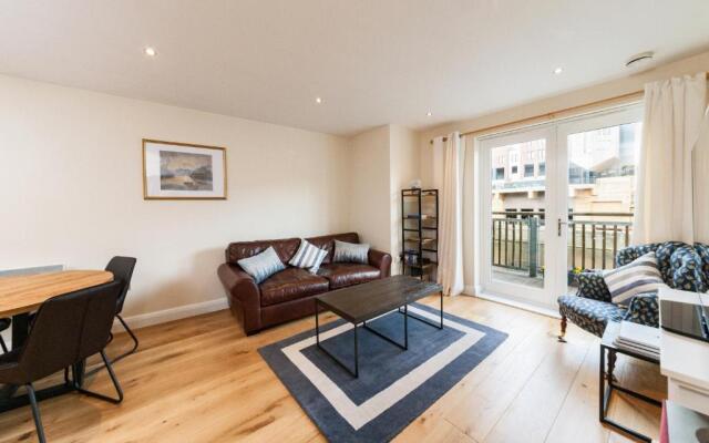 Central Durham Riverfront Apartment