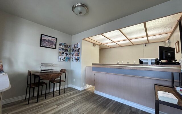 Four Sevens Motel