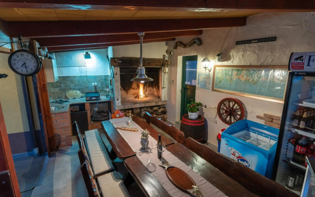 Felix Residence