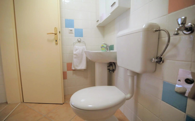 Holiday house Ljubica Tisno