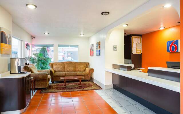 Motel 6 Wenatchee, WA