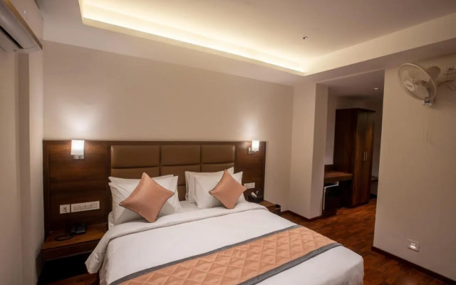 Golden Fortune Inn Hotel