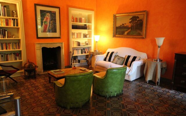 Botanic Garden Villa