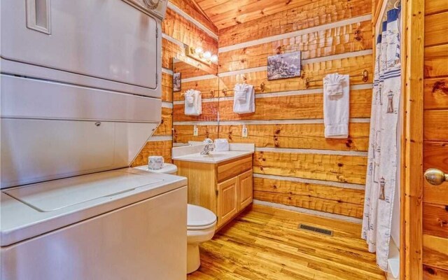 Love Me Tender - Studio Cabin