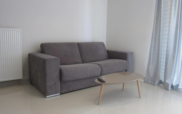 Blue Yard Apartments