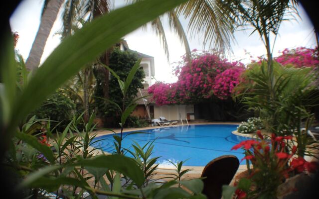 Langi Langi Beach Bungalows