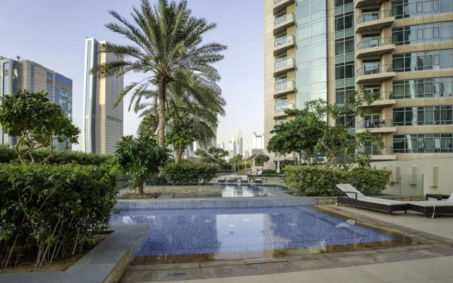 Stunning 2 BR in the heart of Downtown