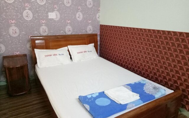 Thanh Van Hostel