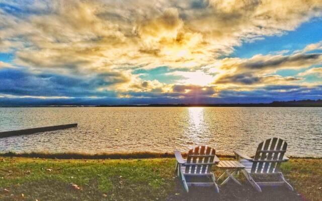 Sandaway Suites & Beach