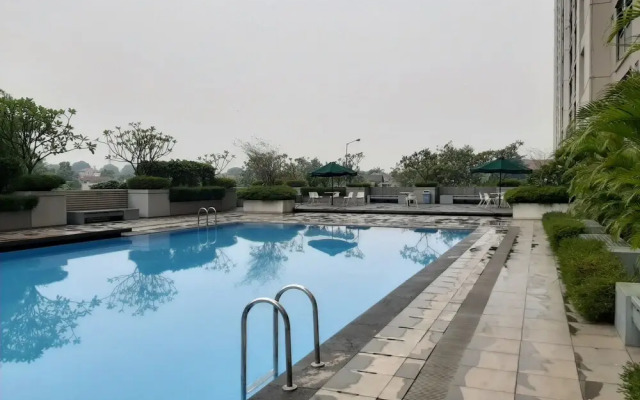 Comfy 2BR with Modern Design Bintaro Park View Apartment