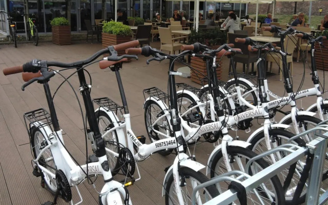 Houseboat in Kamien Pomorski With a Terrace