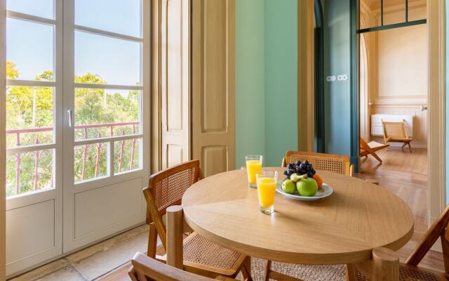 Pombaline Building V. Real Santo António