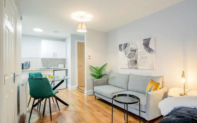 Host Stay Bridge Street Studio Apartment