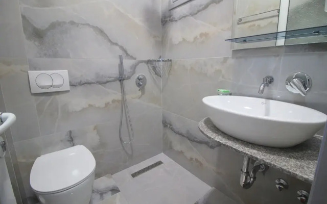 Murati Suites Sarande