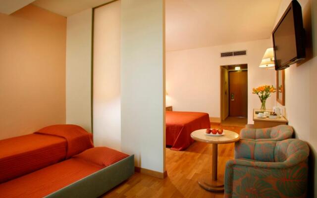 The Golden Coast Beach Hotel