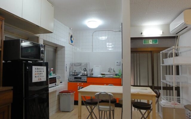 Tennoji Downtown Hostel Women Only (nur für Frauen)