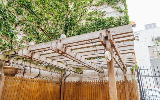 Safe Spacious Mansion Indowntown