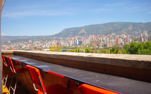 Hotel Alcaravan Medellín
