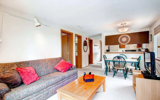 Mark IX Condominiums