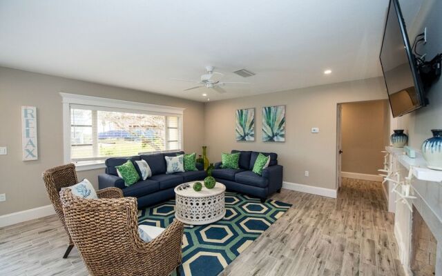 Island Life by AMI Locals