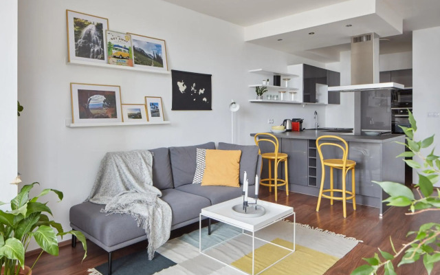 Lively Apartment in Holešovice by Prague Days