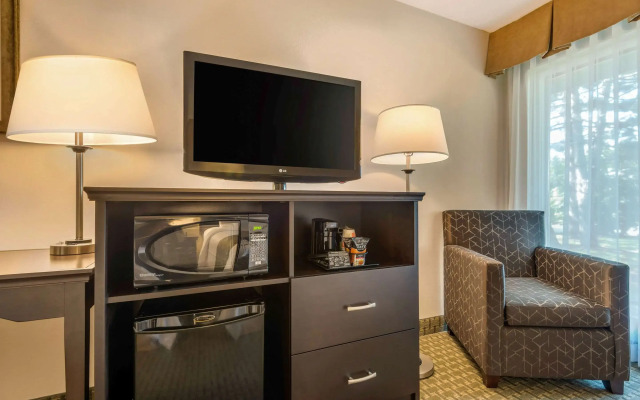 Quality Inn & Suites
