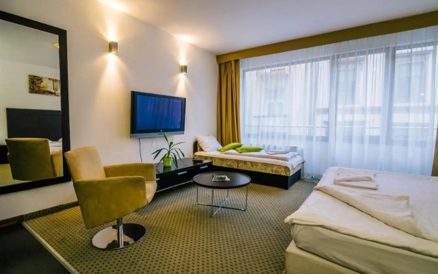 City Gardens Apartment Hotel