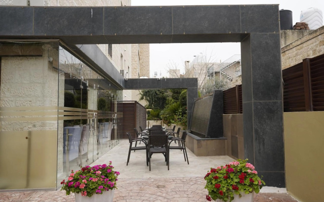 Naylover Hotel Suites