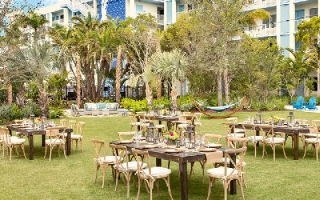 Blue Flamingo Resort Key West