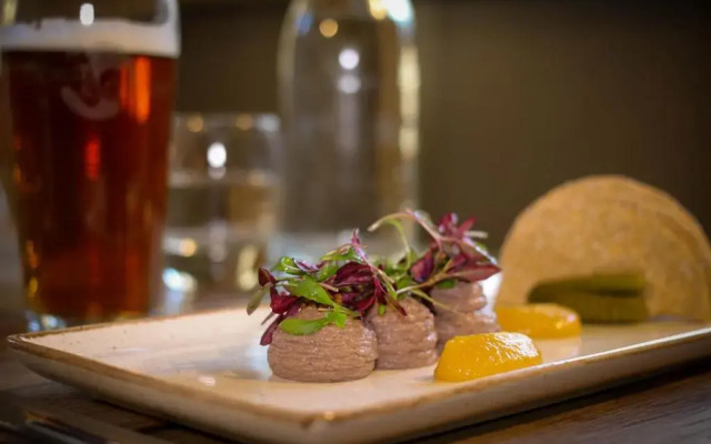 Horse & Groom - Upper Oddington
