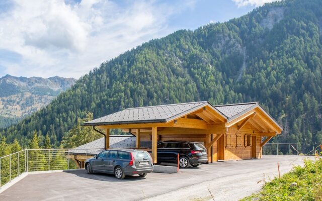 Grand Holiday Home With Sauna in Riddes