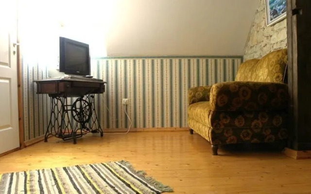 Oidremaa Manor Homestay