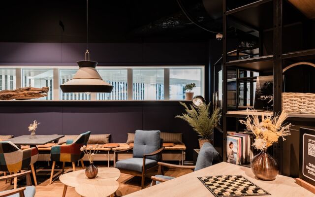 Capsule Hotel - Zurich Airport