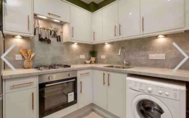 Cosy 2 Bedroom Flat in Edinburgh