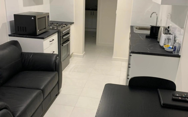 Beachside & Jetty View Apartment 4 - First Mate Apartment