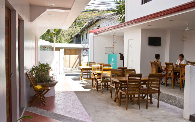 Second Wind Hostel by MNL