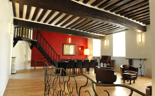 Le Chateau De Vaux