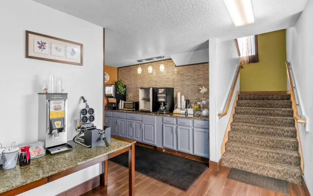 Super 8 by Wyndham Franklin