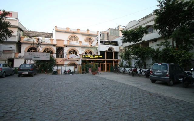 hotelImage