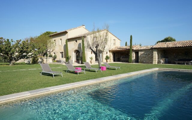 VILLAS DU LUBERON Mas des Gourmandises