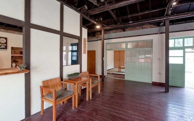 Zuo Military Village Inn
