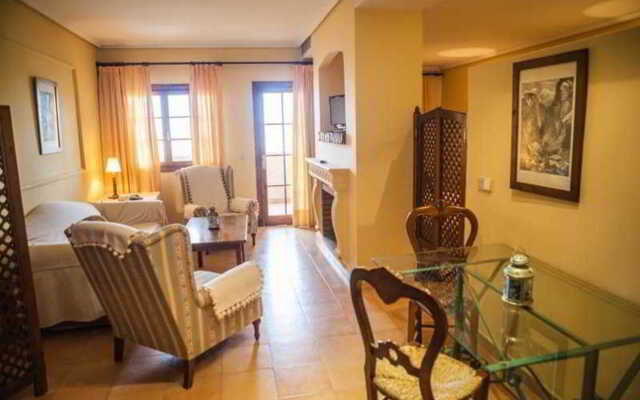 Estudios Turisticos Bahia Sur