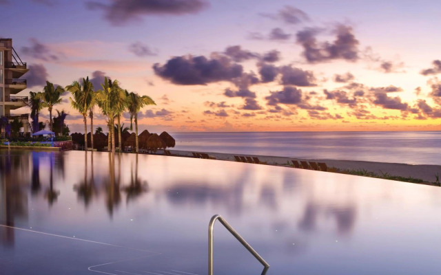 Dreams Riviera Cancun Resort & Spa - All Inclusive