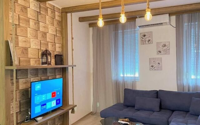 Nessi Apartment