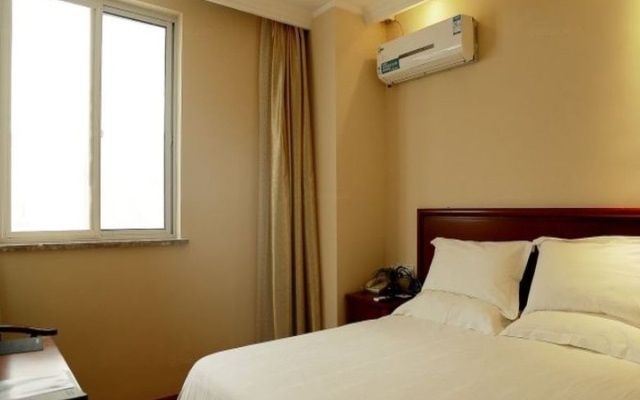 GreenTree Inn Suzhou Wujiang Zhenze Town Zhennan Road Express Hotel – Guest Rooms – Suzhou