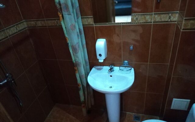 Отель «Лира»