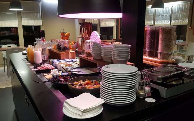 Hotel Campanile Saint Etienne Est - Saint Chamond